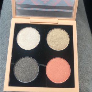 Untouched eyeshadow